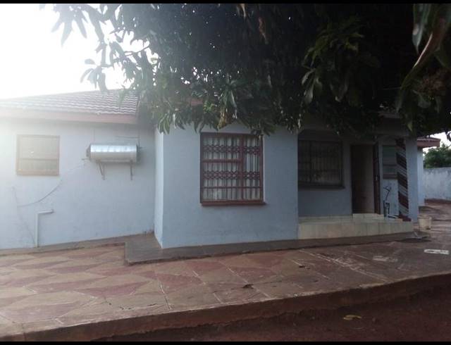 3 BEDROOM HOUSE FOR SALE IN SIBASA